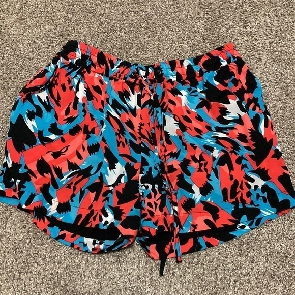 W118 Walter Baker size Small shorts - Picture 1 of 5